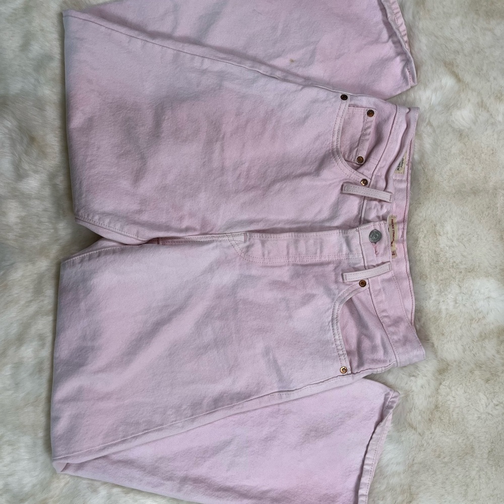PINK- Levi’s Ribcage